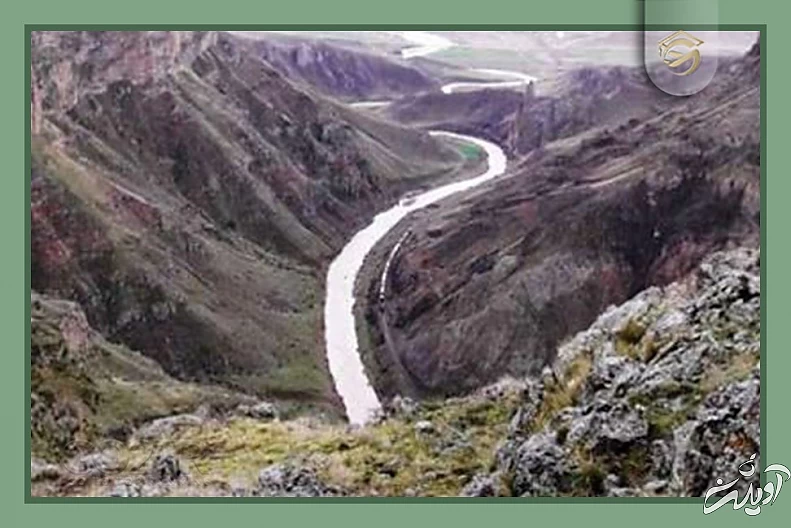 رازهایی از مخوفترین مکانهای ایران که سفر به آنها دل و جرات میخواهد؛ از جهنم دره تا تالاب مرموز ارواح + تصاویر رازهایی از مخوفترین مکانهای ایران که سفر به آنها دل و جرات میخواهد؛ از جهنم دره تا تالاب مرموز ارواح + تصاویر